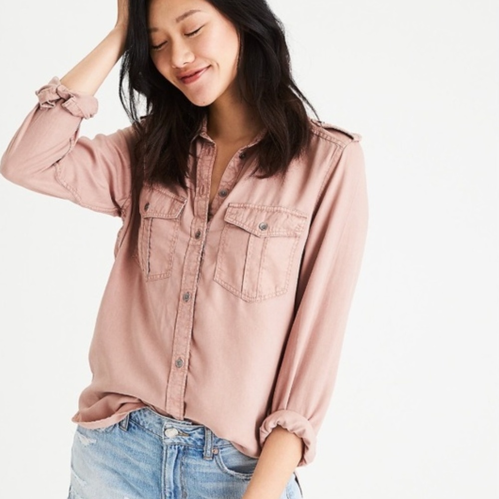 American Eagle Boyfriend Fit Button Up
